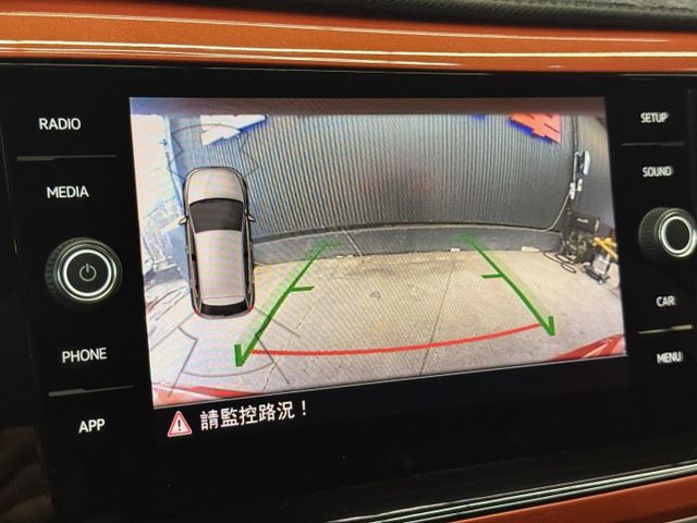2018/19年式 Polo 230TSI R-Line - ACC/免鑰匙啟動/摸門/數位儀表/盲點/Carplay  第13張相片