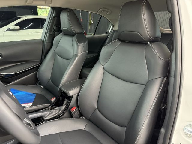 正22年 Hybrid 油電旗艦版 1.8L - ACC跟車/車道偏移/360環景影像/抬頭顯示/駕駛座電動椅/盲點偵測  第6張相片