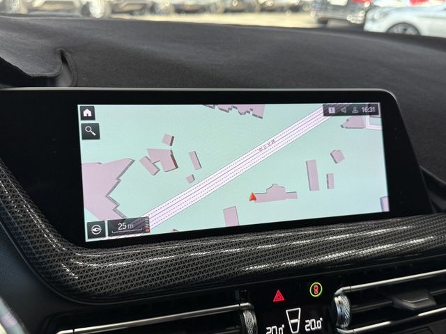 2019/20年式 F40 118i Edition Sport 1.5 - 5AS/尾飾管/鯊魚鰭擾流/Carplay  第14張相片