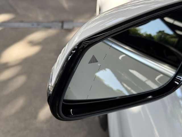 2019/20年式 F40 118i Edition Sport 1.5 - 5AS/尾飾管/鯊魚鰭擾流/Carplay  第17張相片