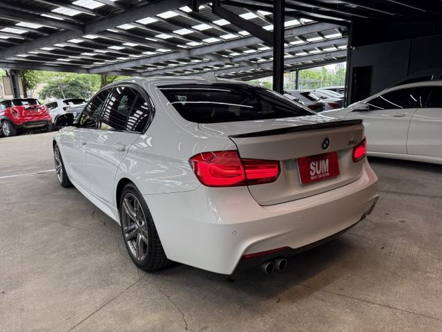 2018/19年式 F30 320i M-Sport 2.0L - ACC跟車/車道偏移/HK音響/Carplay/盲點  第3張相片