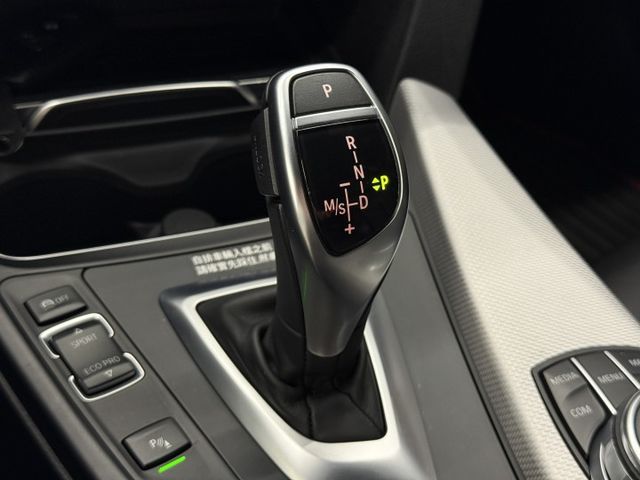 2018/19年式 F30 320i M-Sport 2.0L - ACC跟車/車道偏移/HK音響/Carplay/盲點  第14張相片