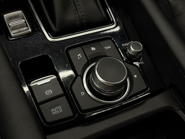 正18年 Wagon SKY-G旗艦型 2.0L - RAYS鋁圈/ACC/車道偏移/BOSE音響/免鑰匙/盲點/抬顯  第13張相片