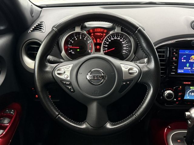 正18年 Juke 自然進氣豪華版 1.6L - 前座電熱椅/定速/恆溫/免鑰匙啟動/摸門解鎖/抬頭顯示/倒車顯影  第10張相片