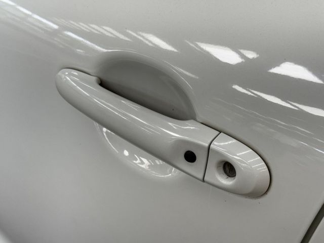 正18年 Juke 自然進氣豪華版 1.6L - 前座電熱椅/定速/恆溫/免鑰匙啟動/摸門解鎖/抬頭顯示/倒車顯影  第17張相片