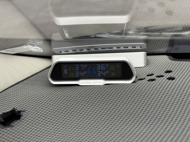 18/19年式 V40 Cross Country AWD 2.0L - ACC/車偏/全景天窗/盲點/LED頭燈/摸門  第16張相片