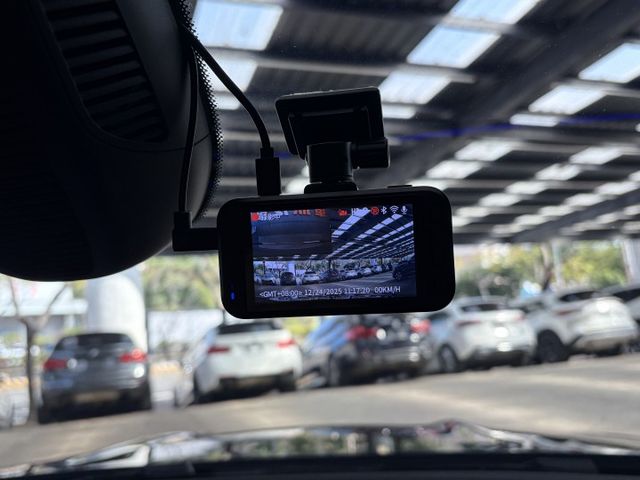 正25年 C200 Sedan W206 1.5L - 最新世代/23P/柏林之音/環景影像/電動加熱椅/Carplay  第16張相片