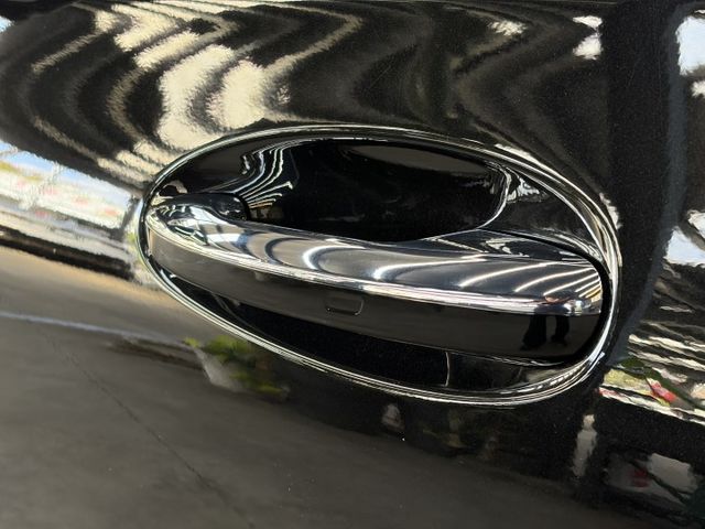 正25年 C200 Sedan W206 1.5L - 最新世代/23P/柏林之音/環景影像/電動加熱椅/Carplay  第18張相片