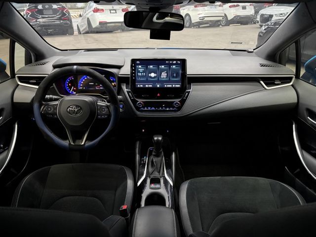 18/19年式 Auris 旗艦版 2.0L - 主動式跟車/車道偏移/高階安卓機/電熱座椅/抬頭顯示/盲點/胎壓顯示  第8張相片