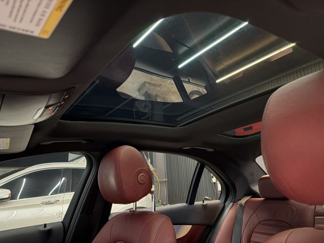 正15年 C300 W205 AMG 2.0L - 紅內裝/柏林之音/記憶通風+電熱椅/免鑰匙啟動/摸門解鎖/定速巡航  第16張相片