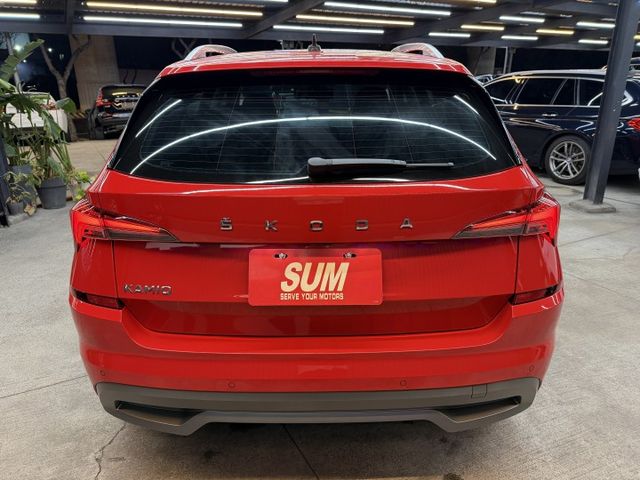 正20年 Kamiq 頂規 豪華菁英版 1.5L - 主動式跟車/車道置中/電動尾門/盲點/電熱椅/無線充電/免鑰匙摸門  第4張相片