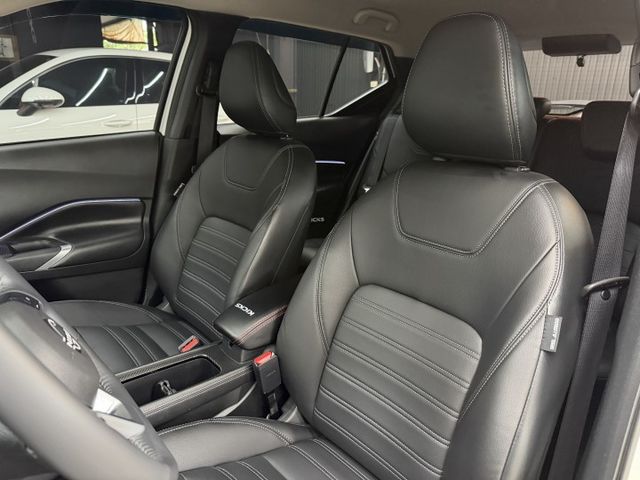 正23年 小改款 Kicks 旗艦版 1.6L - 主動式跟車/車道偏移/環景影像/盲點/Carplay/氣氛燈/小尾翼  第6張相片