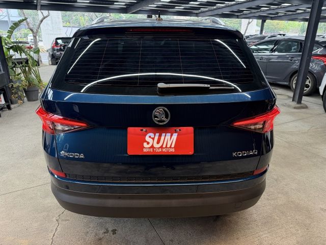 正19年 Kodiaq 豪華菁英版 1.4 TSI - 主動式跟車/車道偏移/環景影像/電動記憶座椅/盲點偵測/電動尾門  第4張相片