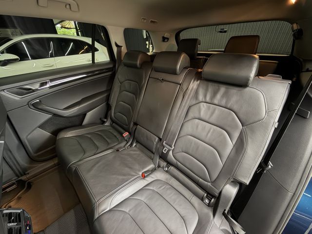 正19年 Kodiaq 豪華菁英版 1.4 TSI - 主動式跟車/車道偏移/環景影像/電動記憶座椅/盲點偵測/電動尾門  第8張相片