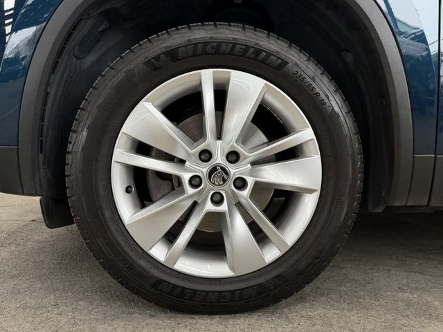 正19年 Kodiaq 豪華菁英版 1.4 TSI - 主動式跟車/車道偏移/環景影像/電動記憶座椅/盲點偵測/電動尾門  第20張相片