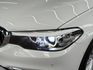 17/18年式 大改款 G30 520i Luxury 2.0L - 免鑰匙啟動/摸門解鎖/電尾門/盲點/定速/無線充電  第19張縮圖