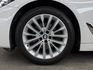 17/18年式 大改款 G30 520i Luxury 2.0L - 免鑰匙啟動/摸門解鎖/電尾門/盲點/定速/無線充電  第20張縮圖
