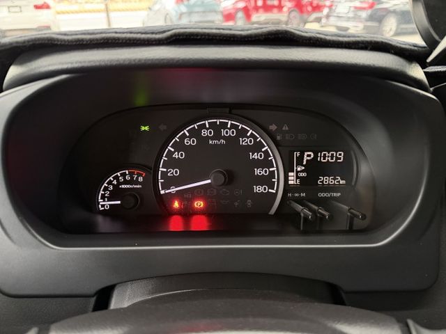 23/24年式 Town Ace 五座自排版 1.5L - 全車露營改裝/高階安卓機/訂製實木內裝/無線Carplay  第12張相片