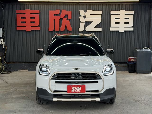 正24年 大改款 Countryman C 油電 1.5L - 選配抬顯/遠端啟動/跟車/無線Carplay/電動尾門  第2張相片