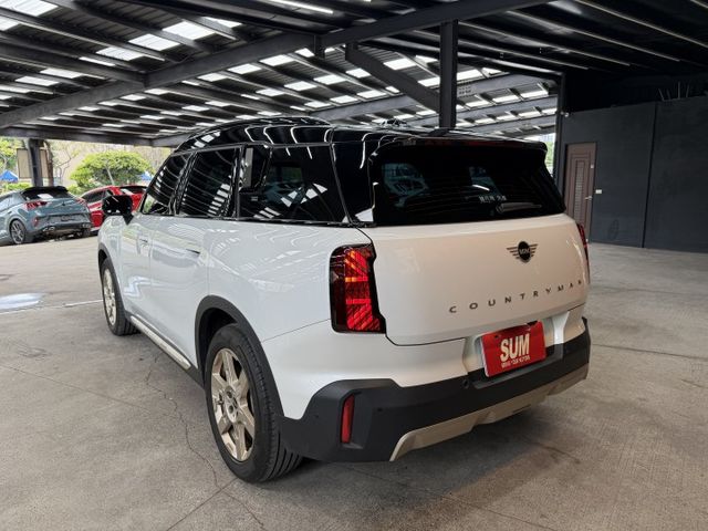 正24年 大改款 Countryman C 油電 1.5L - 選配抬顯/遠端啟動/跟車/無線Carplay/電動尾門  第3張相片