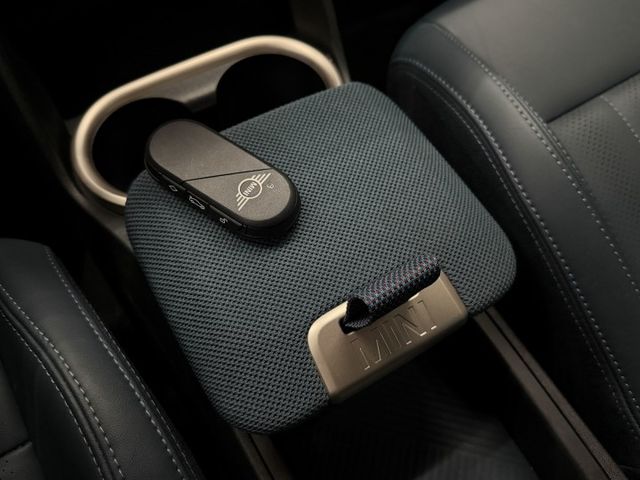 正24年 大改款 Countryman C 油電 1.5L - 選配抬顯/遠端啟動/跟車/無線Carplay/電動尾門  第13張相片