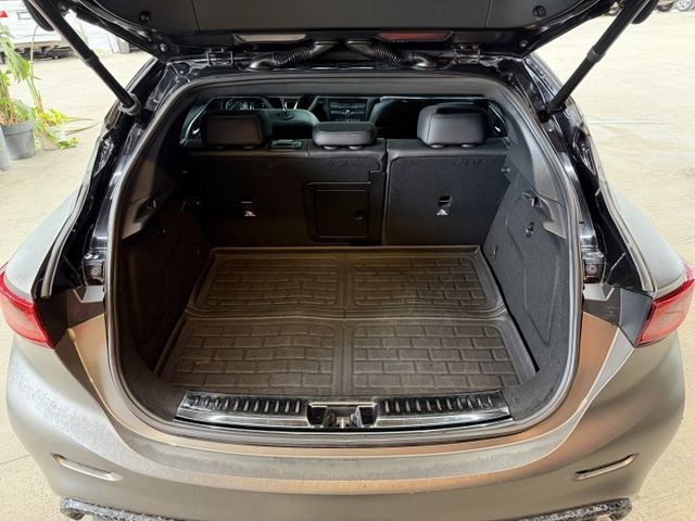 正16年 Q30 風尚版 1.6L - 消光灰膜/AP卡鉗/四出尾段/ACC/安卓機/環景影像/無線Carplay/電尾  第5張相片