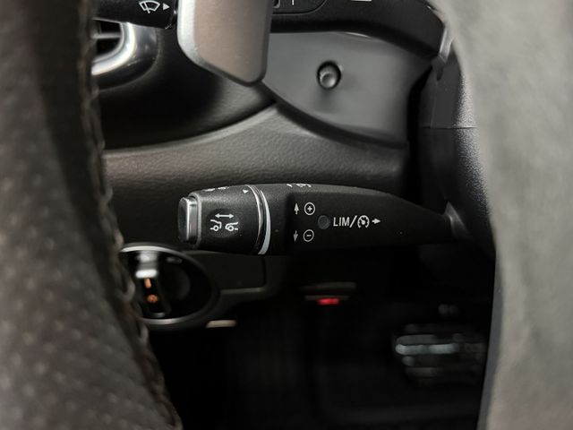 正16年 Q30 風尚版 1.6L - 消光灰膜/AP卡鉗/四出尾段/ACC/安卓機/環景影像/無線Carplay/電尾  第11張相片