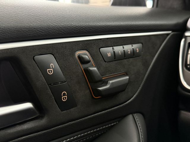 正16年 Q30 風尚版 1.6L - 消光灰膜/AP卡鉗/四出尾段/ACC/安卓機/環景影像/無線Carplay/電尾  第12張相片