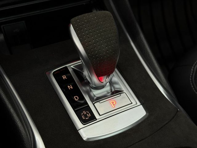 正16年 Q30 風尚版 1.6L - 消光灰膜/AP卡鉗/四出尾段/ACC/安卓機/環景影像/無線Carplay/電尾  第13張相片