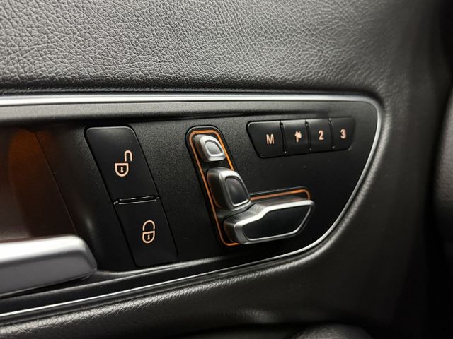 17/18年式 CLA250 2.0L - 專用安卓機/免鑰匙啟動/大天窗/記憶電動椅/定速巡航/雙區恆溫/後座出風口  第9張相片