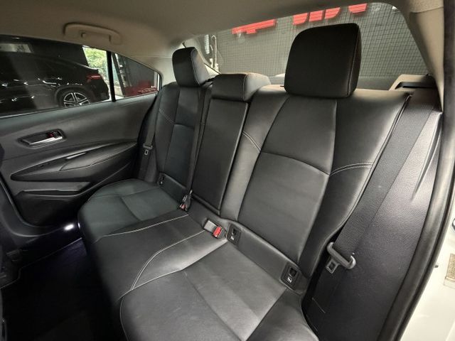 正20年 Altis 汽油尊爵版 1.8L - ACC/車偏/Garmin車機/Carplay/盲點/抬顯/免鑰匙摸門  第7張相片