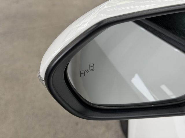 正20年 Altis 汽油尊爵版 1.8L - ACC/車偏/Garmin車機/Carplay/盲點/抬顯/免鑰匙摸門  第17張相片