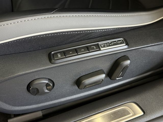 22/23年式 Arteon Fastback Elegance Premium 2.0L - 跟車/環景/電尾/電動椅  第9張相片