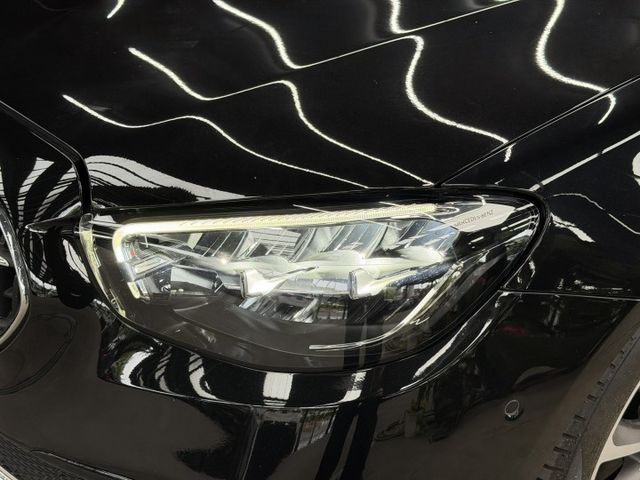 21/22年式 W213 總代理 E200 Luxury 2.0L - 23P/柏林/環景/天窗/摸門/氣氛燈/記憶座椅  第19張相片