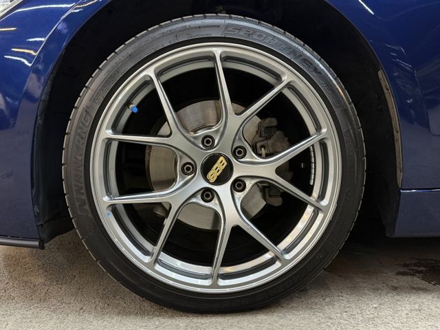 16/17年式 總代理 F30 318i 1.5L - 免鑰匙啟動/摸門解鎖/定速巡航/車道偏移/記憶電動椅/改裝鋁圈/  第18張相片