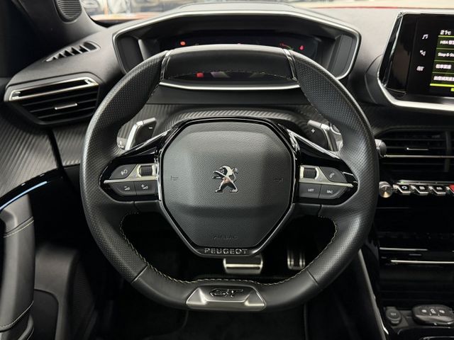 21/22年式 總代理 2008 GT Pack 1.2L - 跟車系統/3D儀錶/全景天窗/環景/盲點/免鑰匙摸門  第10張相片