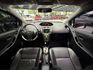 正13年 Yaris G版 1.5L - 原廠皮椅/恆溫空調/方向盤快控鍵/前霧燈/測速雷達偵測/15吋鋁圈/僅跑11萬  第8張縮圖
