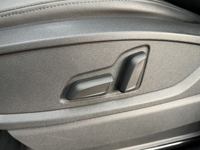 正22年 Q5 40 TFSI quattro享馭版 輕油電 2.0L - 跟車/環景/摸門/電尾門/Carplay  第12張相片