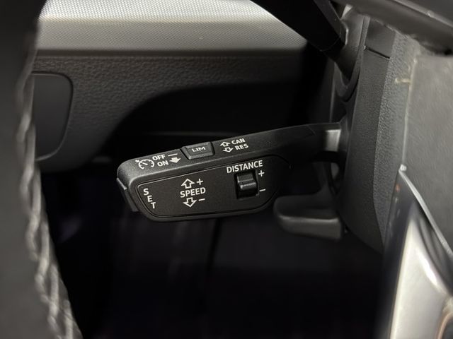 正22年 Q5 40 TFSI quattro享馭版 輕油電 2.0L - 跟車/環景/摸門/電尾門/Carplay  第14張相片