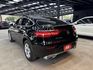 正17年 GLC250 4Matic Coupe 2.0L - 雙魚眼頭燈/免鑰匙摸門/環景影像/盲點/記憶電動椅/電尾  第3張縮圖