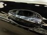 正17年 GLC250 4Matic Coupe 2.0L - 雙魚眼頭燈/免鑰匙摸門/環景影像/盲點/記憶電動椅/電尾  第19張縮圖