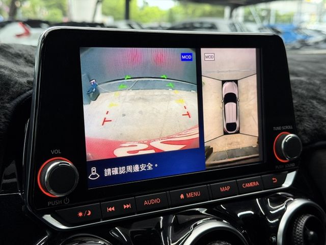 正21年 駕趣享樂版 1.0L - 跟車/車偏/BOSE/環景影像/抬頭顯示/盲點/電子手煞車/免鑰匙摸門/電子後視鏡  第14張相片