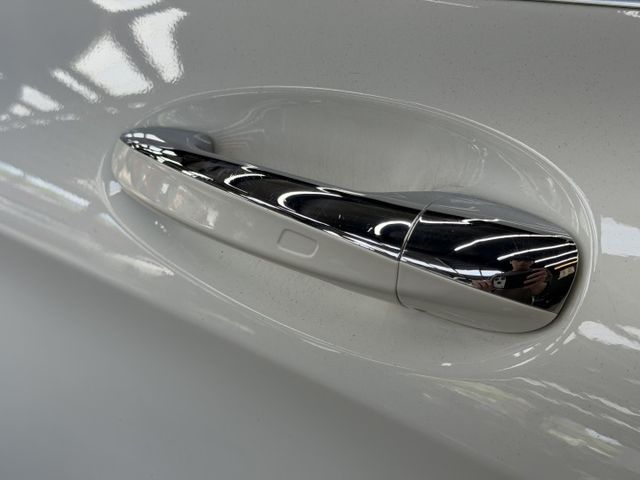 19/20年式 GLC300 Coupe 4Matic AMG 2.0L - 跟車/環景/盲點/摸門/記憶座椅/電動尾門  第18張相片