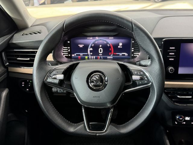 正22年 Scala 豪華動能版 1.0 TSI - 跟車/車偏/Carplay/免鑰匙啟動/摸門/後座出風口/電動尾門  第10張相片