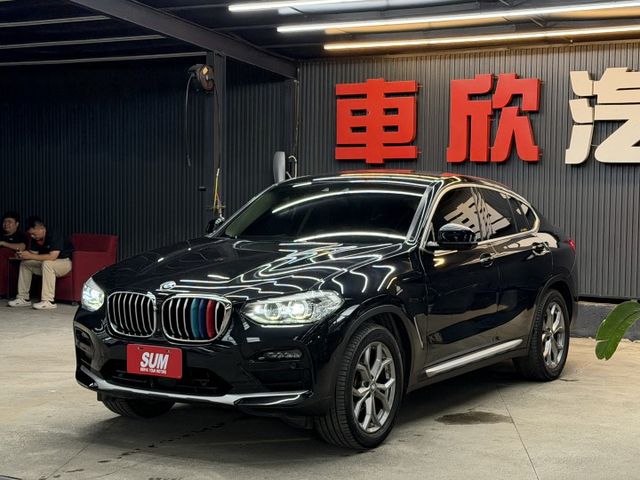19/20年式 X4 xDrive20i 2.0L - 跟車/車偏/環景/盲點/免鑰匙摸門/LED頭尾燈/電尾門/氣氛燈  第1張相片