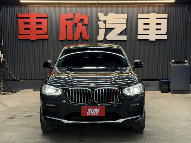 19/20年式 X4 xDrive20i 2.0L - 跟車/車偏/環景/盲點/免鑰匙摸門/LED頭尾燈/電尾門/氣氛燈  第2張相片