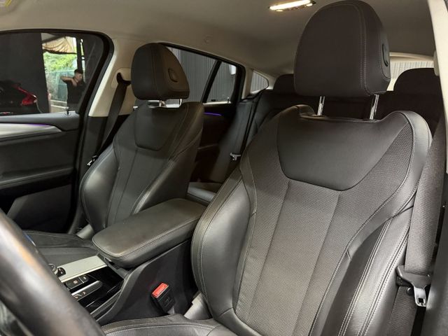 19/20年式 X4 xDrive20i 2.0L - 跟車/車偏/環景/盲點/免鑰匙摸門/LED頭尾燈/電尾門/氣氛燈  第7張相片