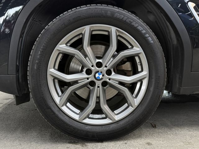 19/20年式 X4 xDrive20i 2.0L - 跟車/車偏/環景/盲點/免鑰匙摸門/LED頭尾燈/電尾門/氣氛燈  第20張相片