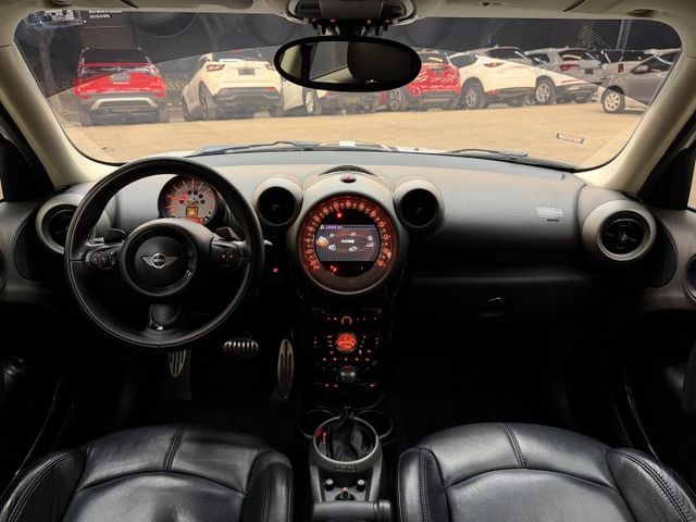 正12年 Countryman Cooper S 1.6L - 定速巡航/換檔撥片/HID頭燈/英國旗尾燈/恆溫空調  第8張相片