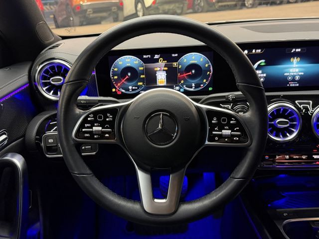 正20年 CLA200 1.3L - 雙螢幕數位儀錶/跟車/車道偏移/Carplay/電動記憶座椅/盲點偵測/環艙氣氛燈  第10張相片